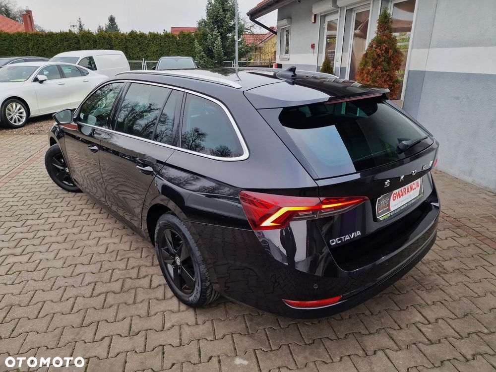 Skoda Octavia 2.0 TDI Tour - 8