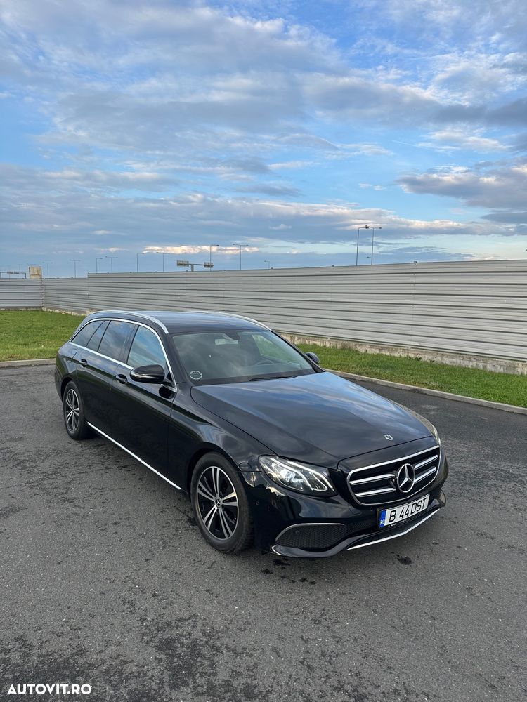 Mercedes-Benz E 200 d T-Modell Aut - 2