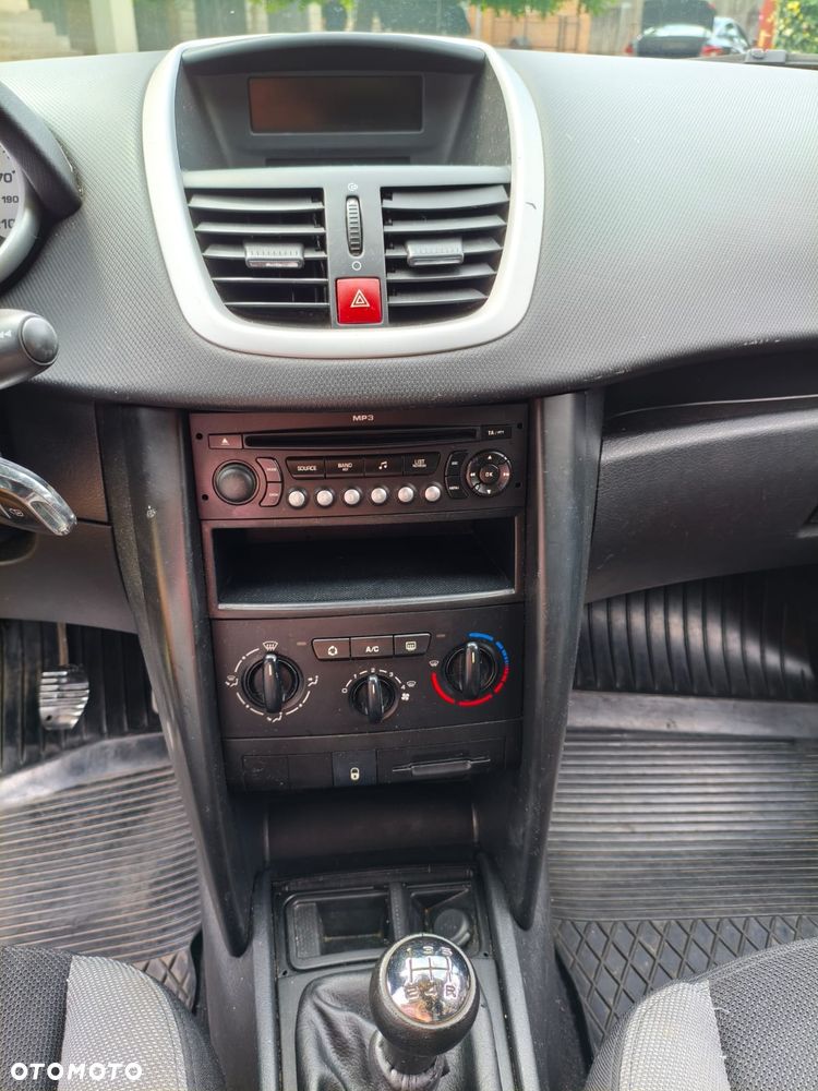 Peugeot 207 - 5