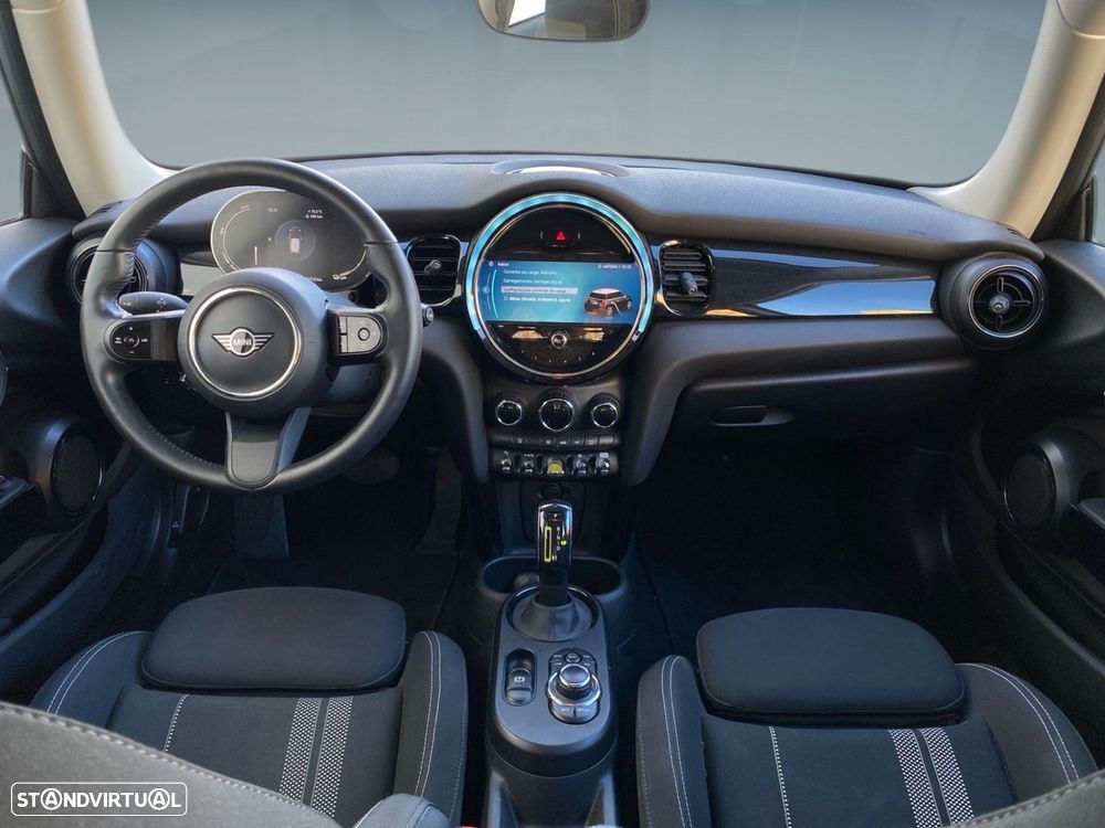 MINI 3 Portas Cooper SE Classic - 4