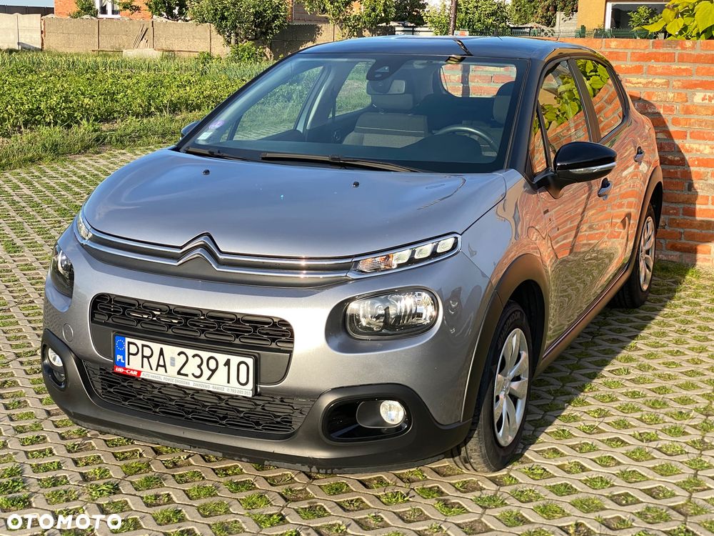 Volkswagen Golf - 2
