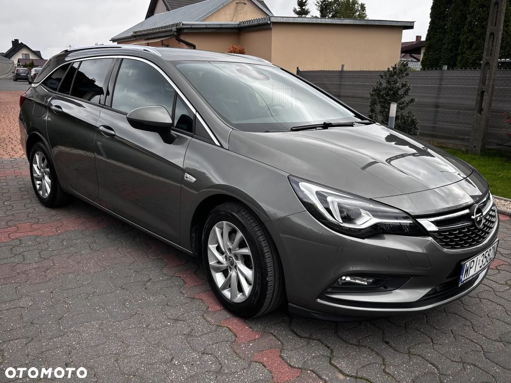 Opel Astra 1.6 D (CDTI) Start/Stop Sports Tourer Innovation - 2