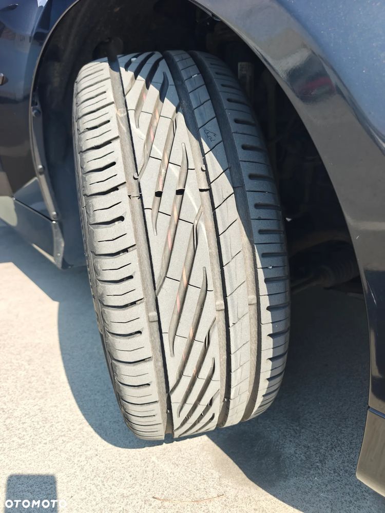BMW Seria 3 325xi - 30