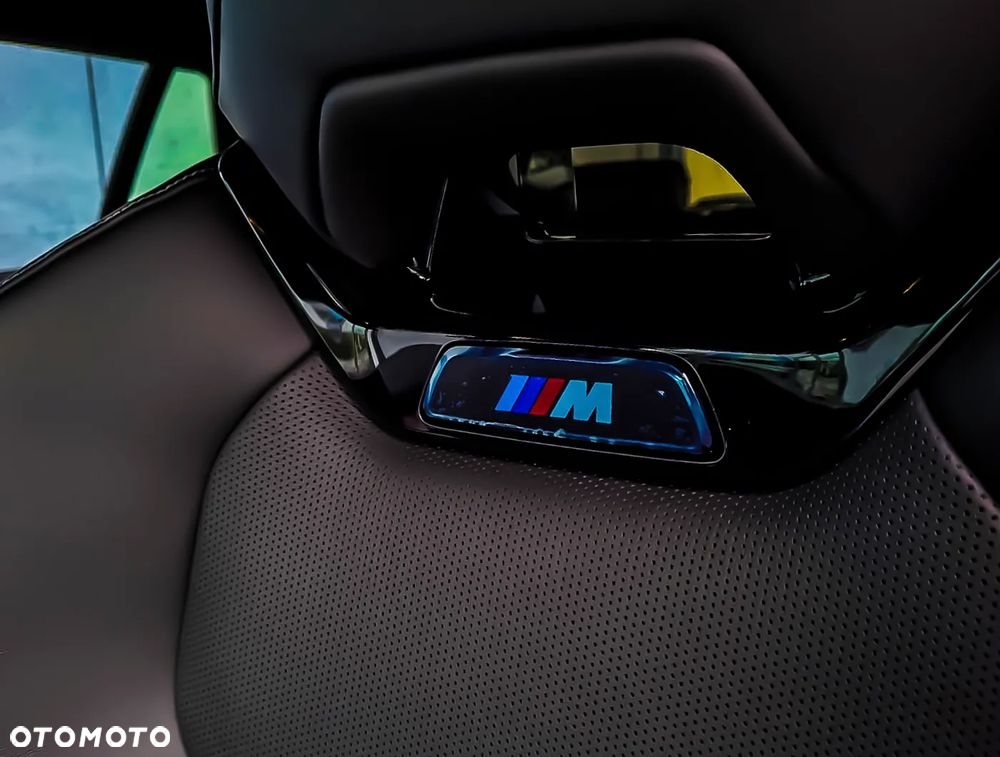 BMW Seria 5 540d xDrive mHEV M Sport - 22