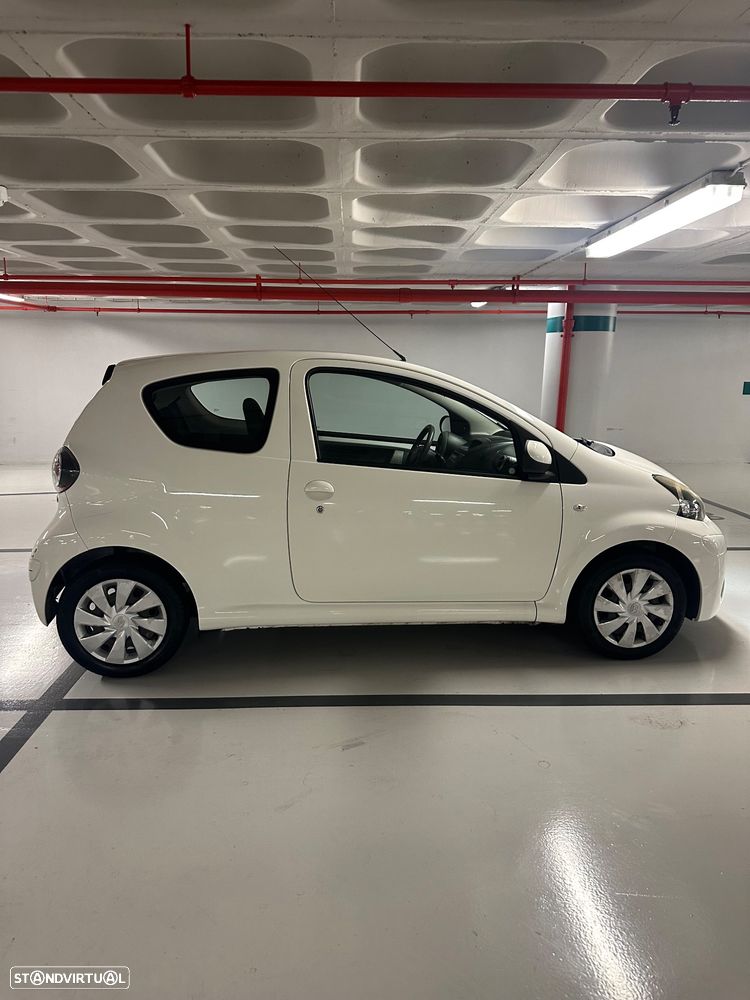 Toyota Aygo 1.0 + AC - 7