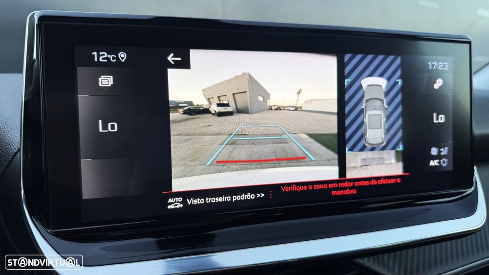 Peugeot 2008 1.2 PureTech Allure EAT8 - 23