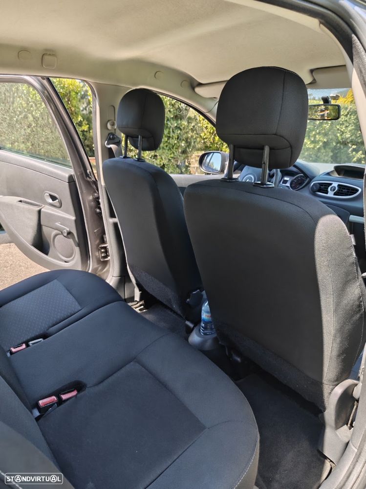 Renault Clio 1.5 dCi Confort 89g - 15