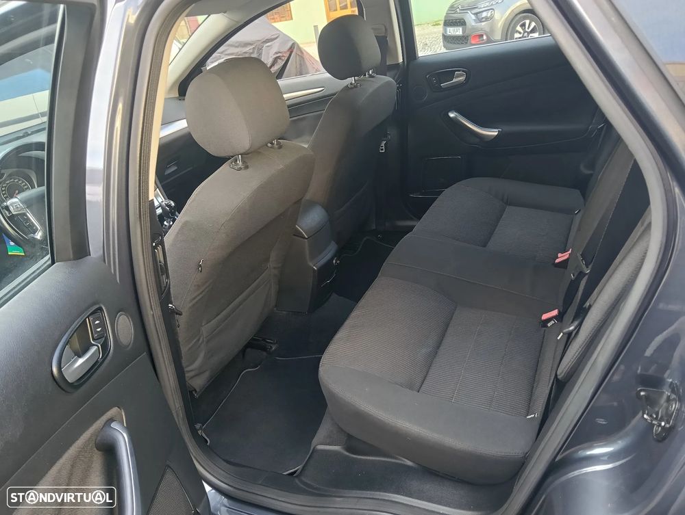 Ford Mondeo SW 1.8 TDCi Trend ECOnetic - 6