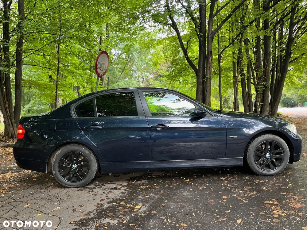 BMW Seria 3 320i - 6