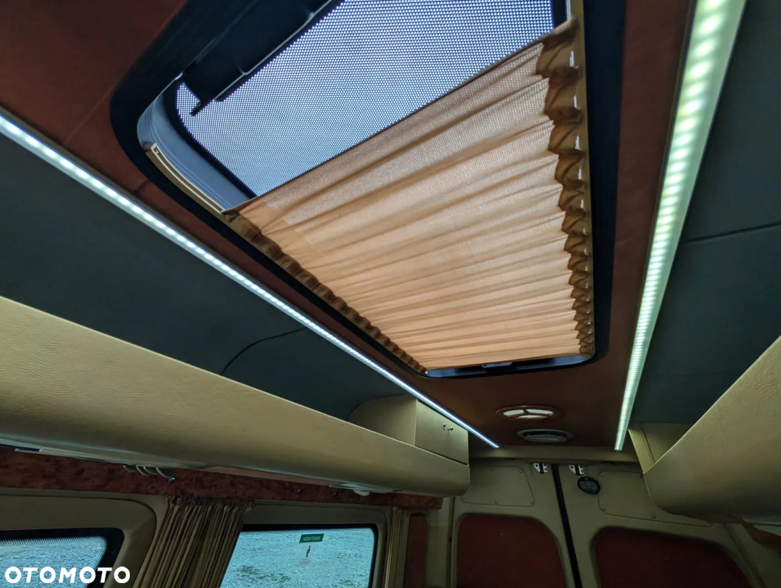Mercedes-Benz Sprinter 519 - 23