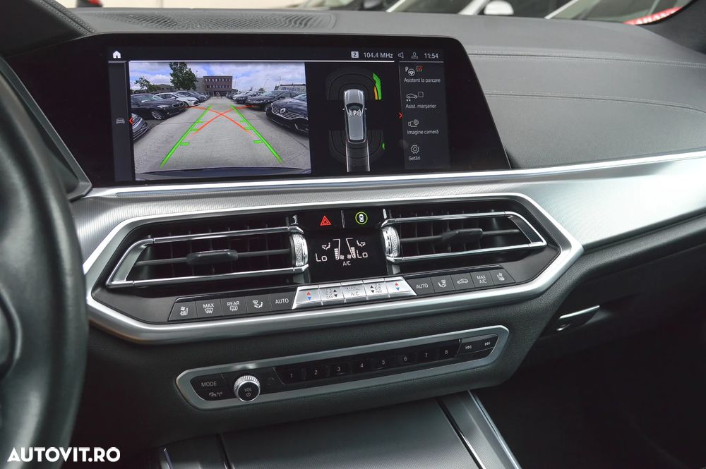 BMW X5 2022 — imagine 7