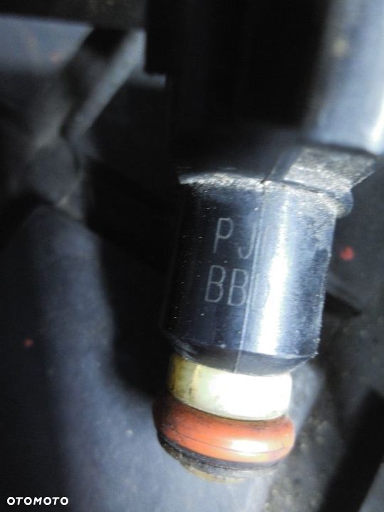 LISTWA WTRYSKOWA WTRYSKI Honda Civic VI 1.4B - 3