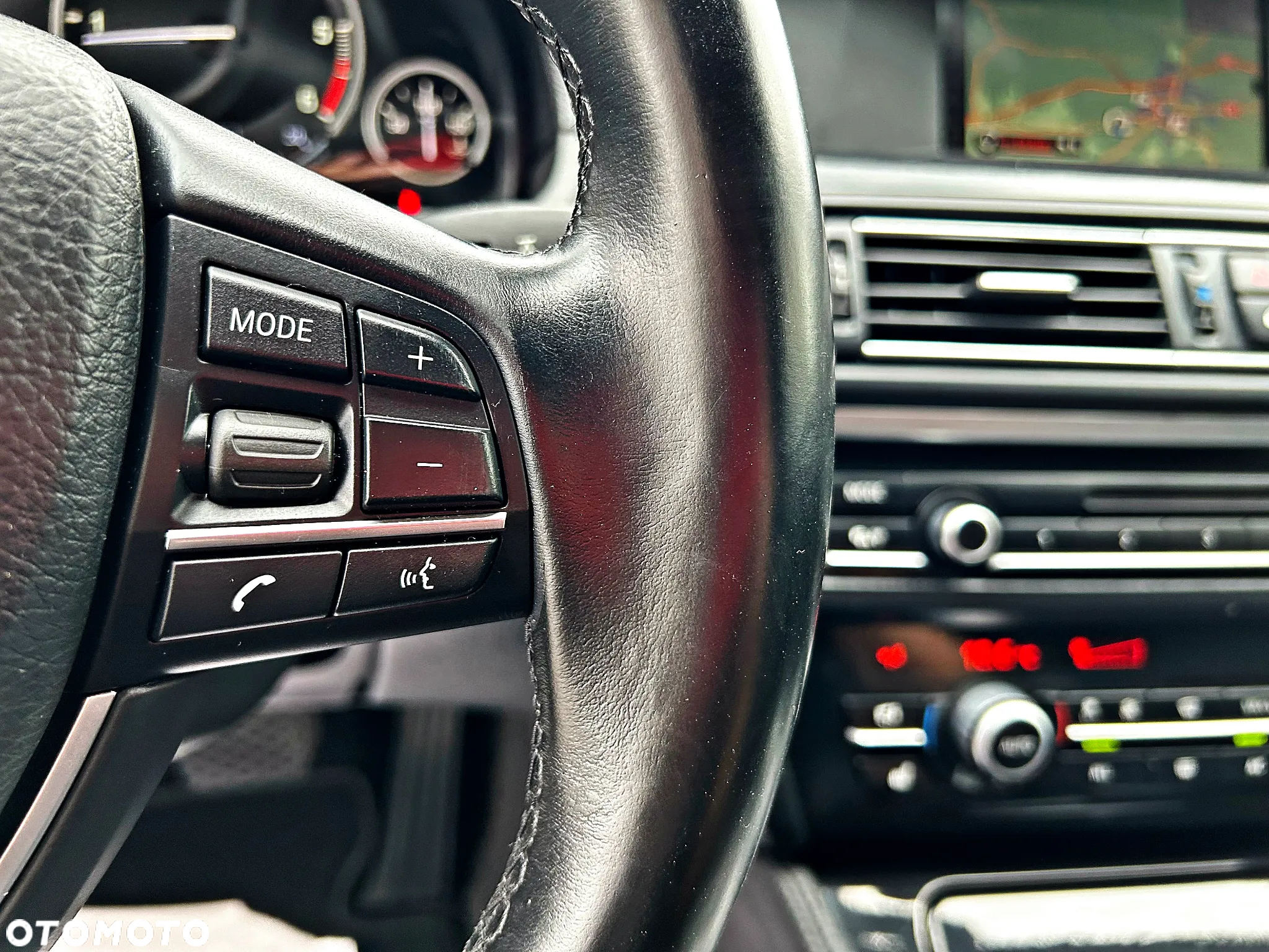 BMW Seria 5 520d Touring Luxury Line - 37