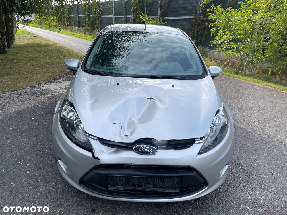 Ford Fiesta 2011 photo 4
