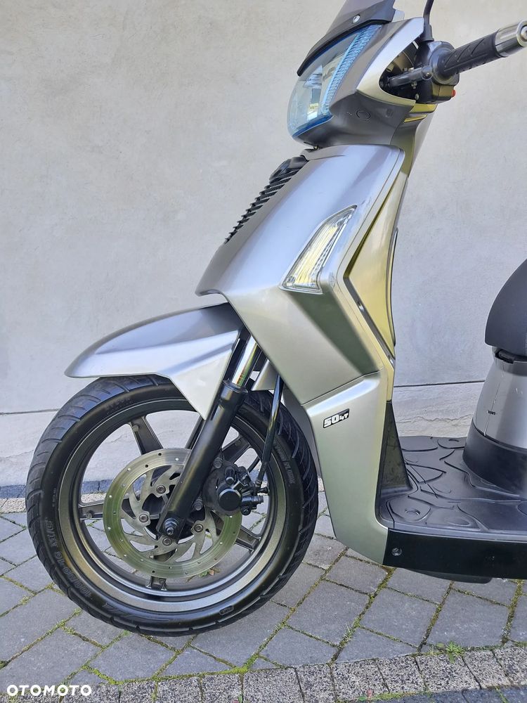 Kymco People - 3