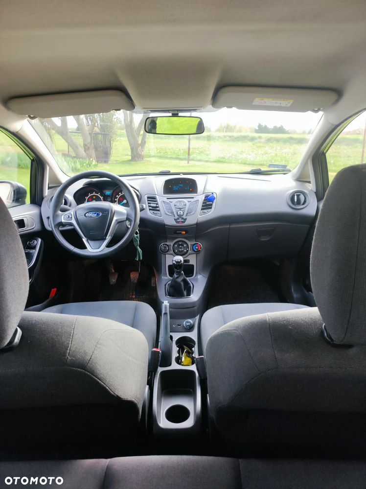 Ford Fiesta 1.25 Ambiente - 2