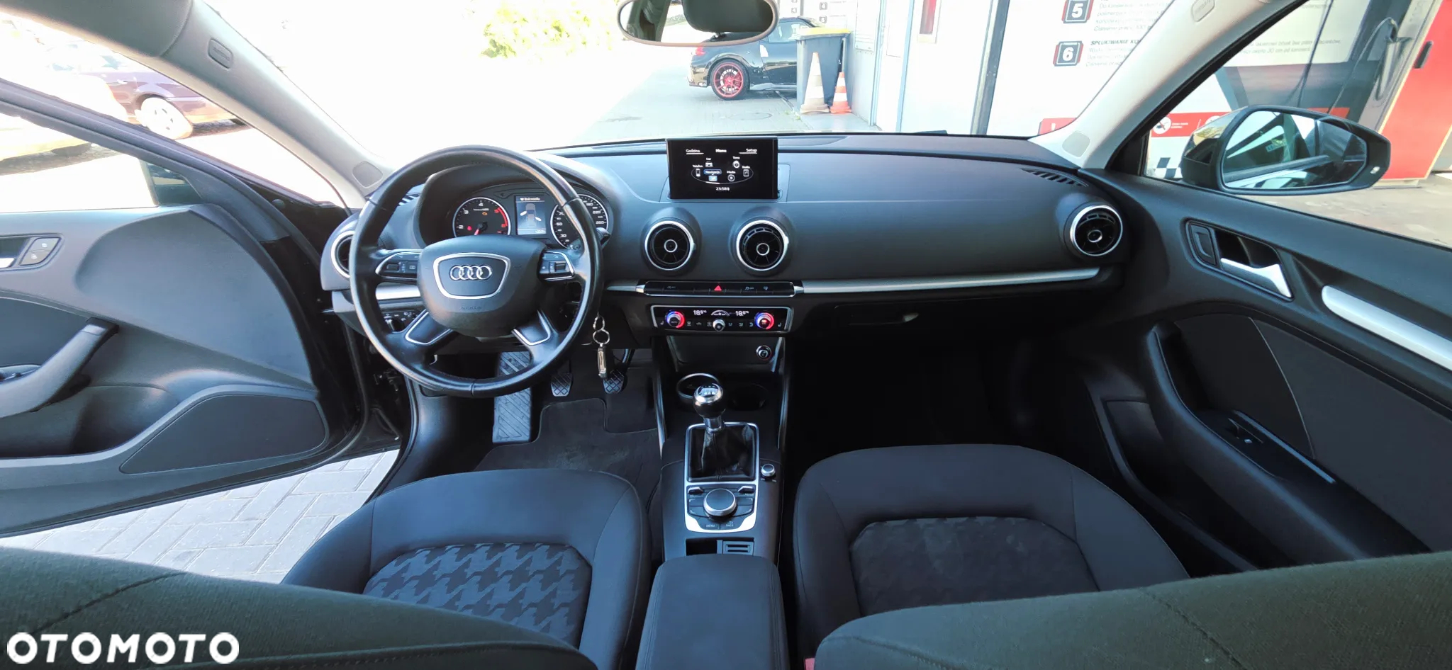 Audi A3 1.6 TDI clean diesel Attraction - 34