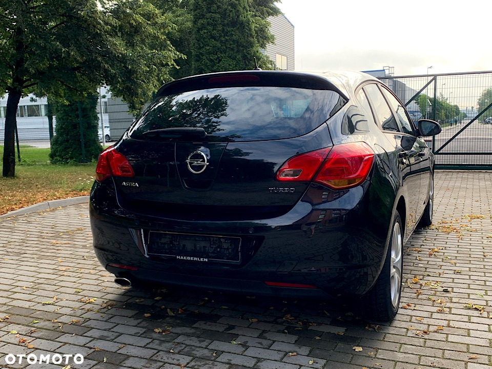 Opel Astra - 13