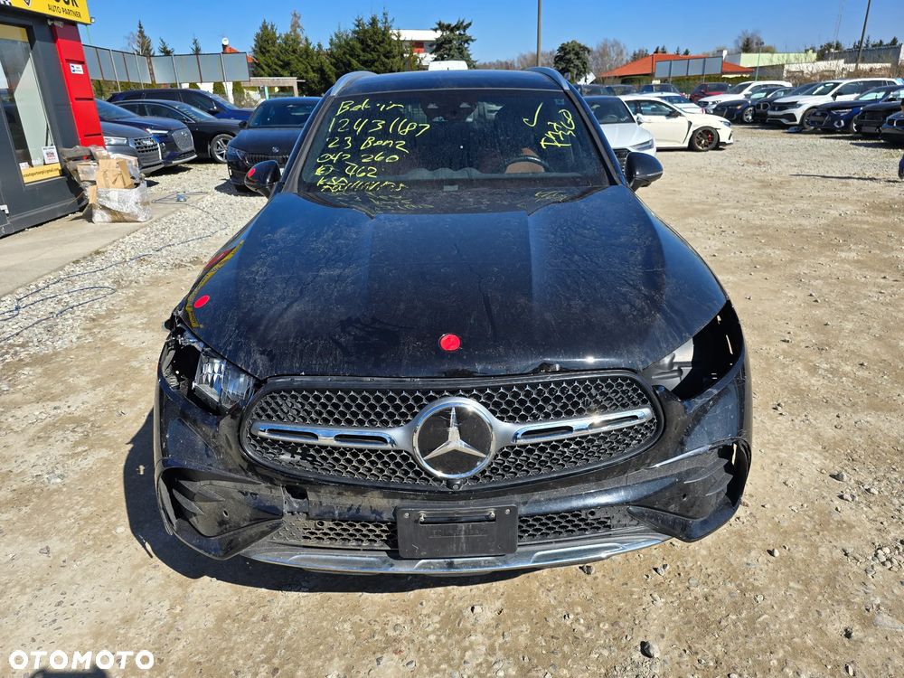 Mercedes-Benz GLC 300 4Matic 9G-TRONIC Edition Avantgarde - 6