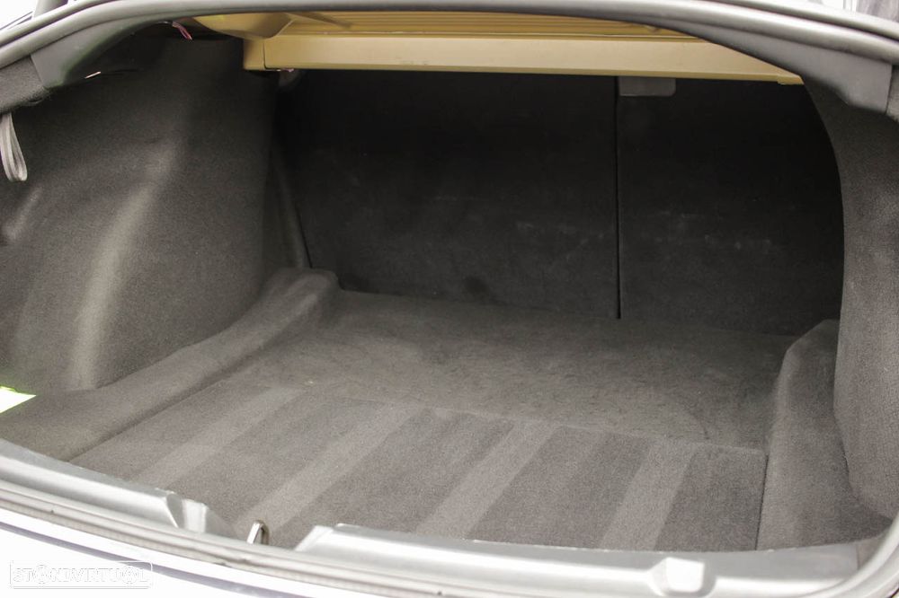 Tesla Model 3 Long Range Tração Traseira - 8