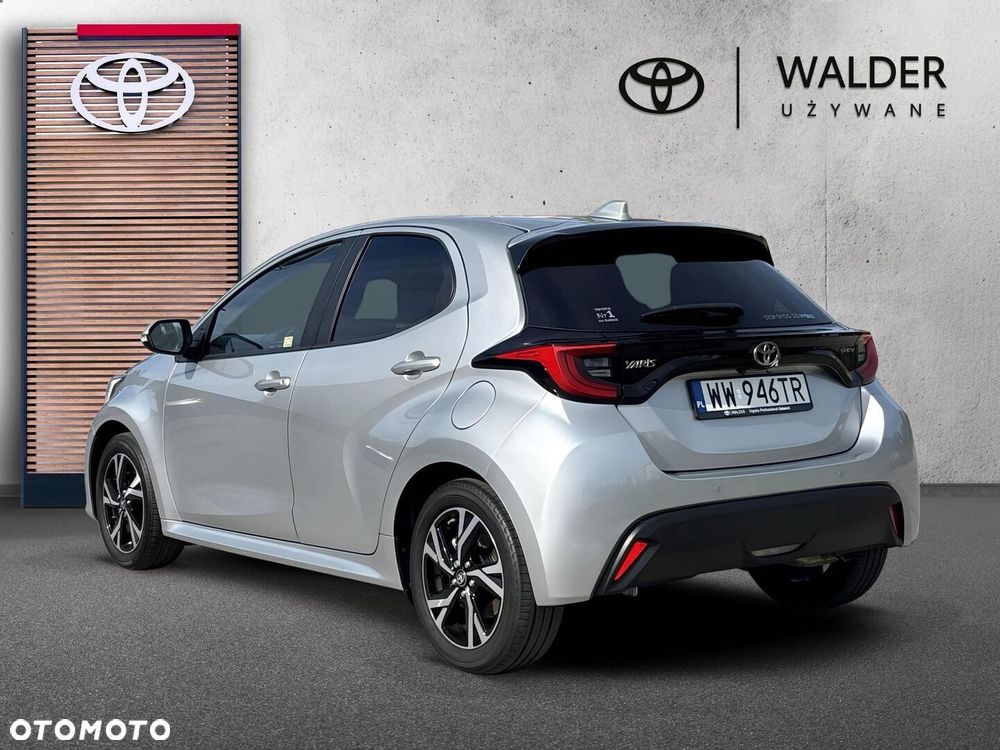 Toyota Yaris Hybrid 1.5 Style - 10