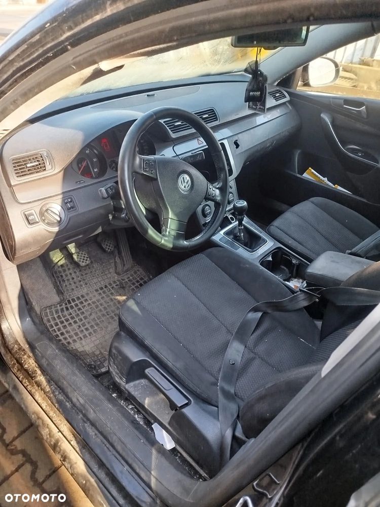 Volkswagen Passat B6 na części - 5