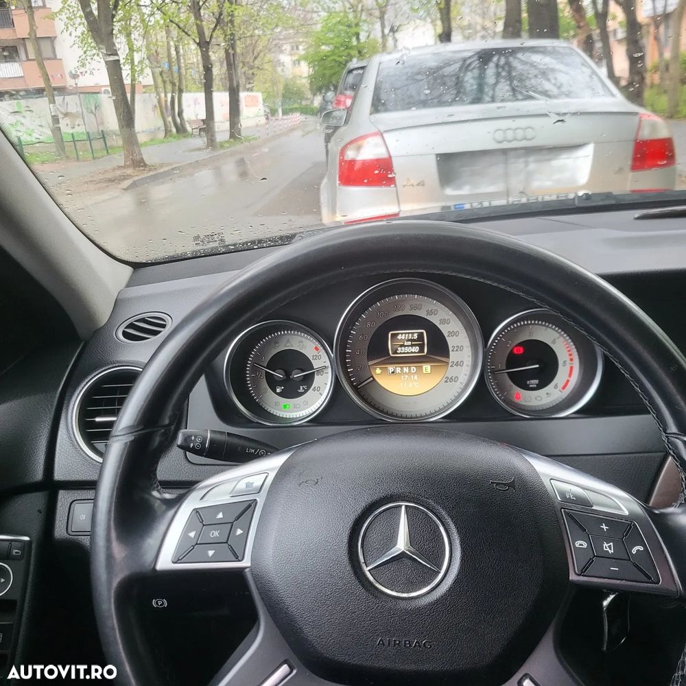 Mercedes-Benz C 180 CDI DPF (BlueEFFICIENCY) 7G-TRONIC - 3