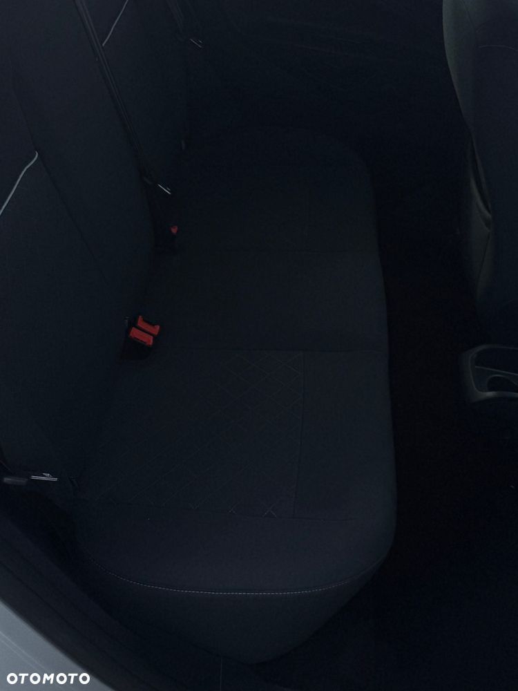 Ford Fiesta 1.4 Trend EU5 - 18