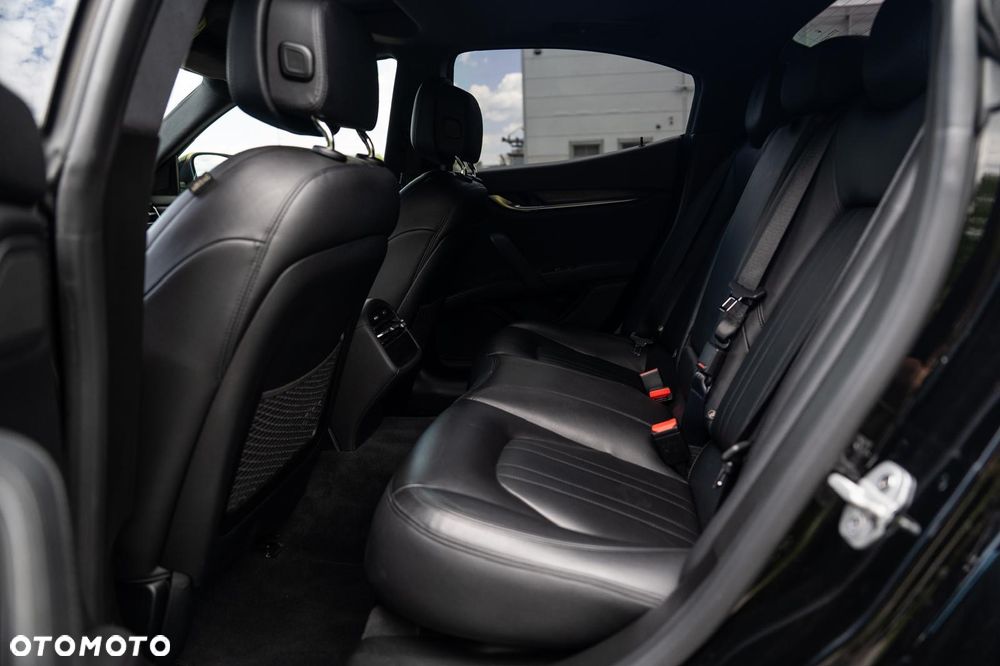 Maserati Ghibli S Q4 - 12