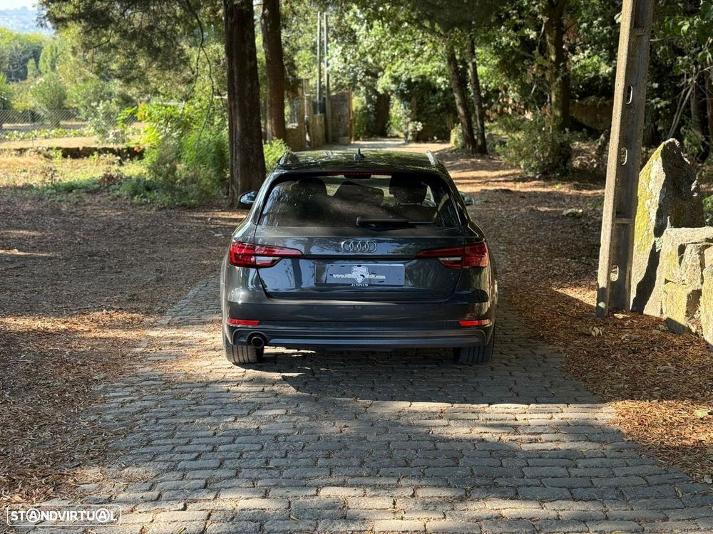 Audi A4 Avant 2.0 TDI Multitronic S-line - 38