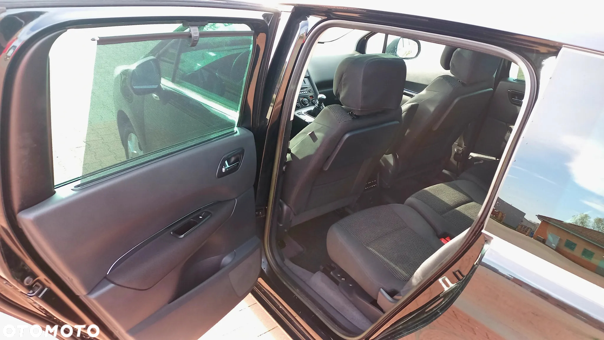 Peugeot 5008 2.0 HDi Family 7os - 9