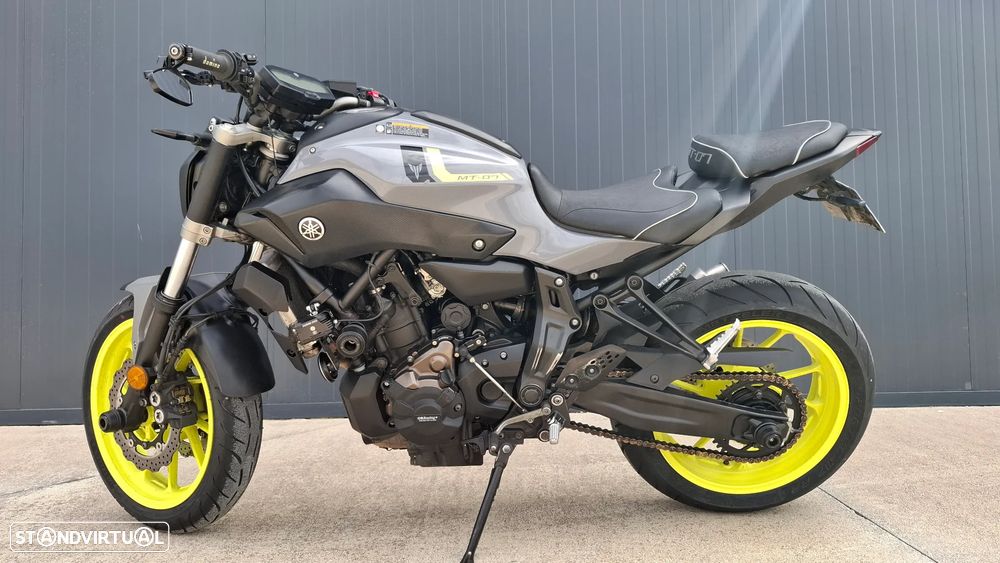 Yamaha MT-07 Nardo Grey 35 kw - 13