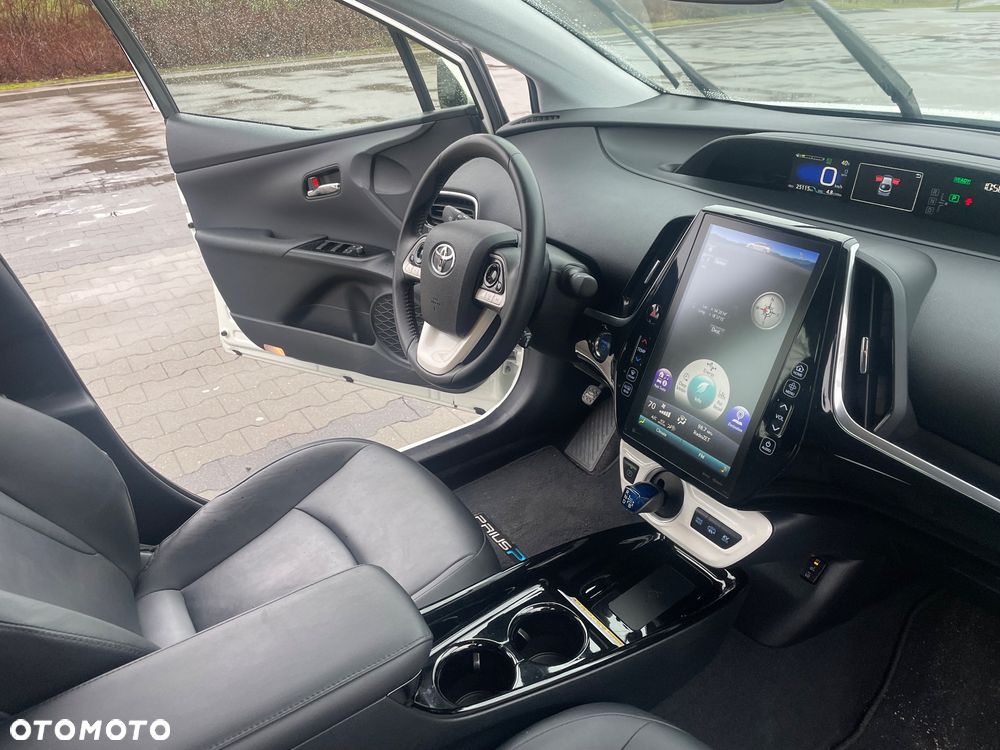 Toyota Prius 1.8 Hybrid Prestige - 17