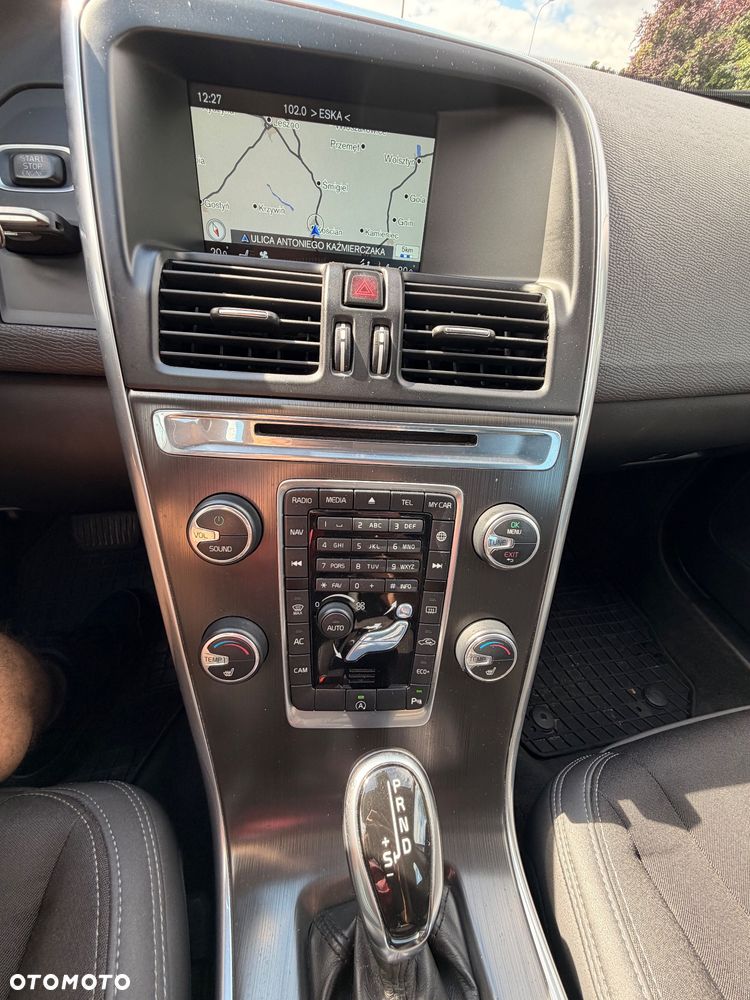 Volvo XC 60 - 10