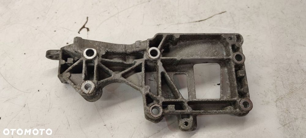 ŁAPA ALTERNATORA AUDI VW SEAT 2.0 TFSI 06F903143E - 3
