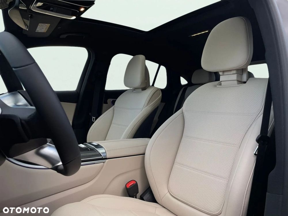 Mercedes-Benz GLC - 15