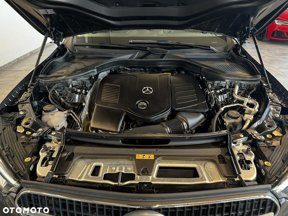 Mercedes-Benz GLC - 34