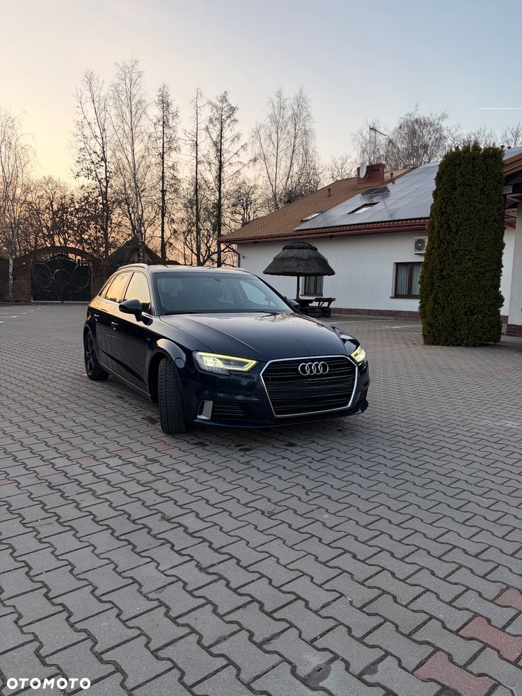 Audi A3 Sportback 1.6 TDI (clean diesel) S tronic S line Sportpaket - 2