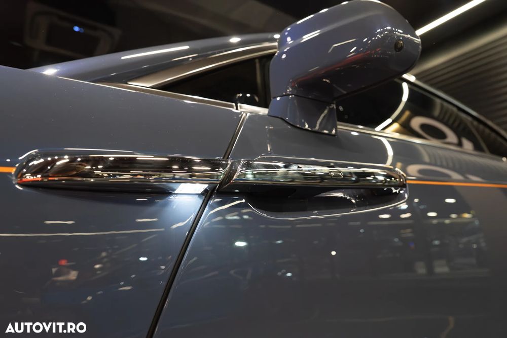 Rolls-Royce Spectre - 35