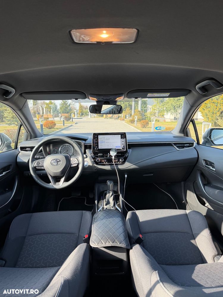 Toyota Corolla 1.8 Comfort - 9