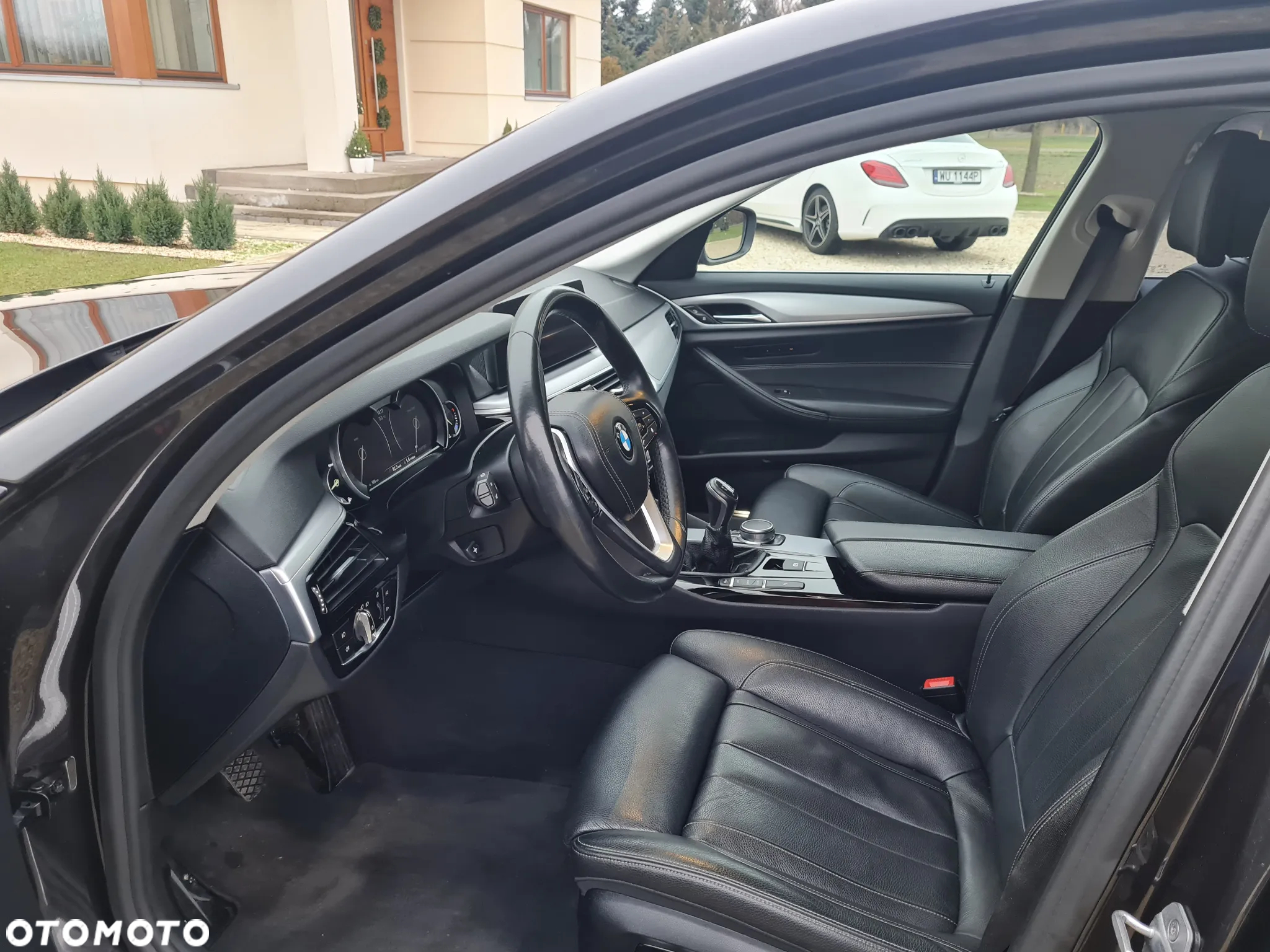 BMW Seria 5 520d Luxury Line - 10