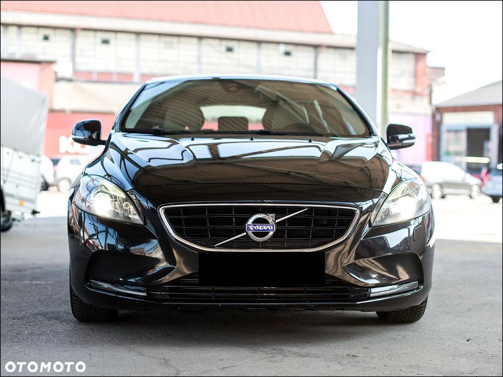 Volvo V40 D2 Summum - 3