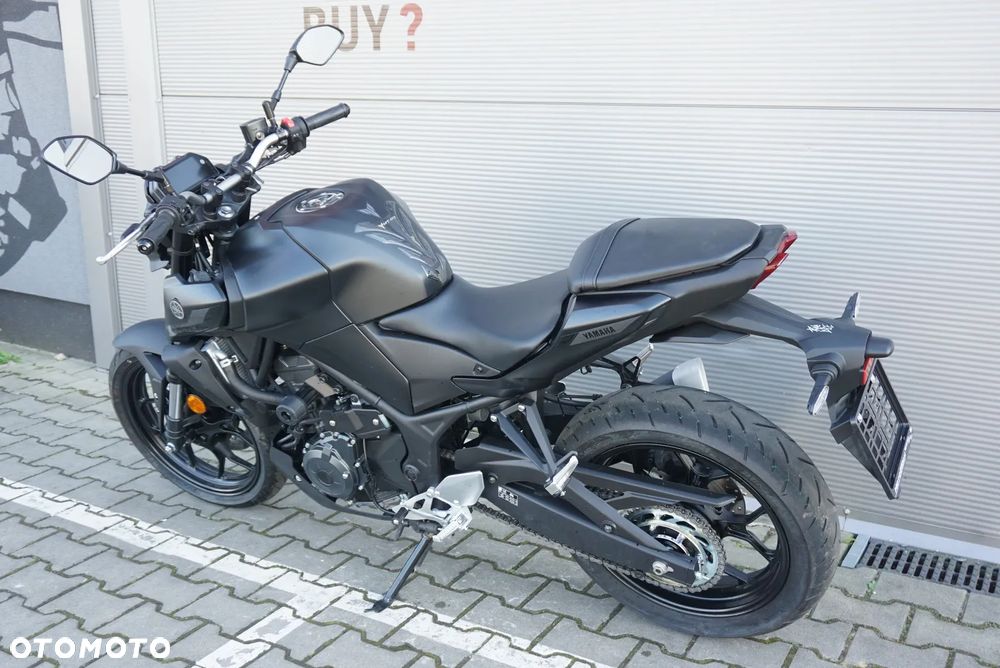 Yamaha MT - 12