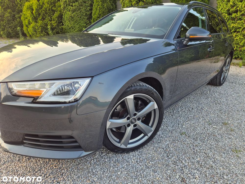 Audi A4 Avant 35 TDI S tronic design - 10