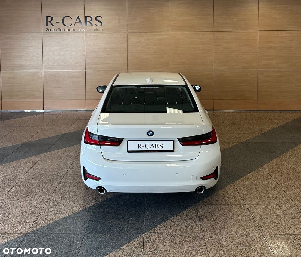BMW Seria 3 318i Advantage - 6