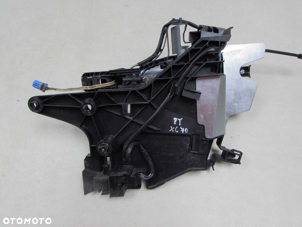 VOLVO KLAMKA ZEWNETRZNA UCHWYT PODSTAWA KASETA PRAWA KEYLESS TYL PRZOD 08663909 30753743 477 - 5