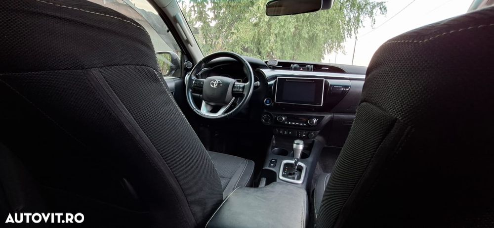 Toyota Hilux - 7
