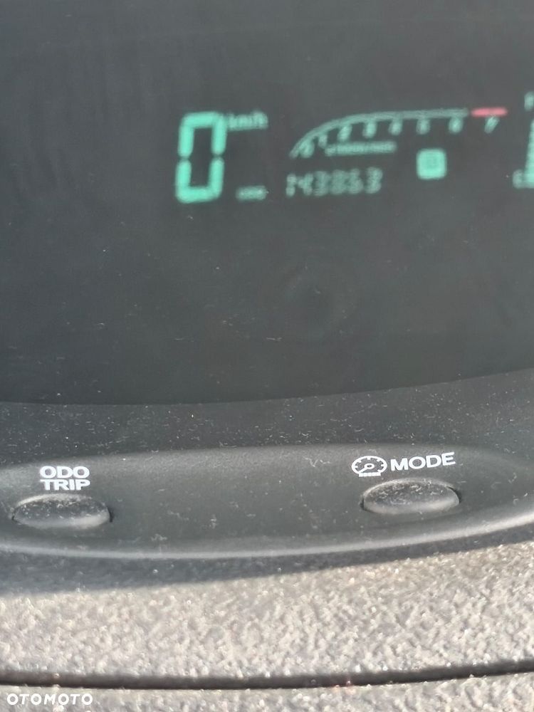 Toyota Yaris - 1