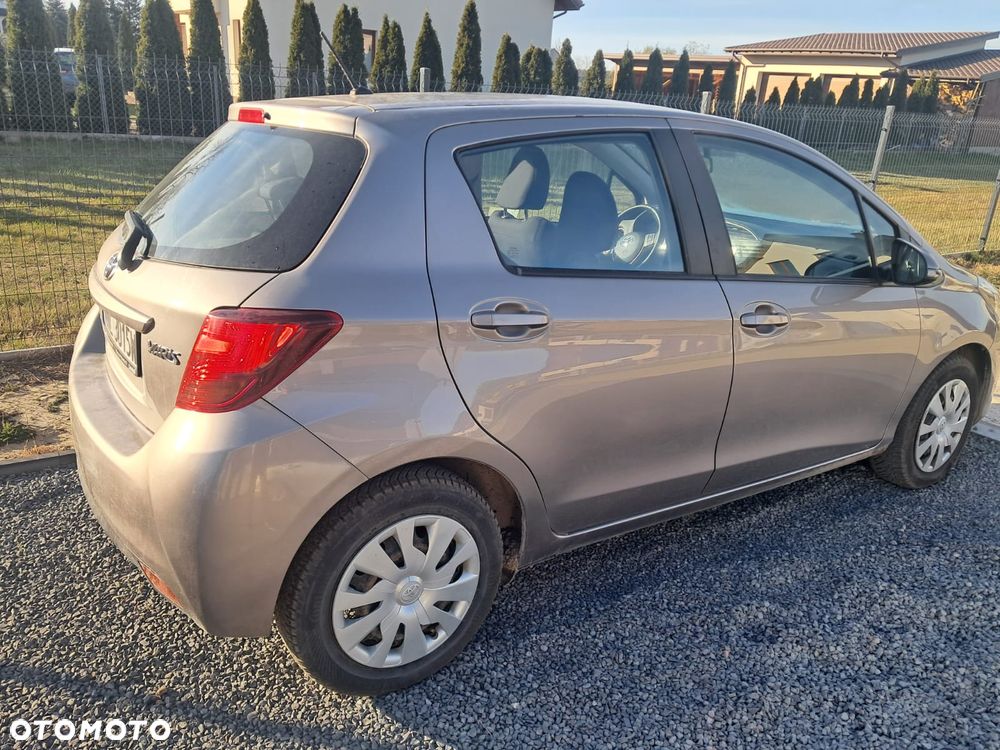Toyota Yaris 1.33 Dynamic EU6 - 11