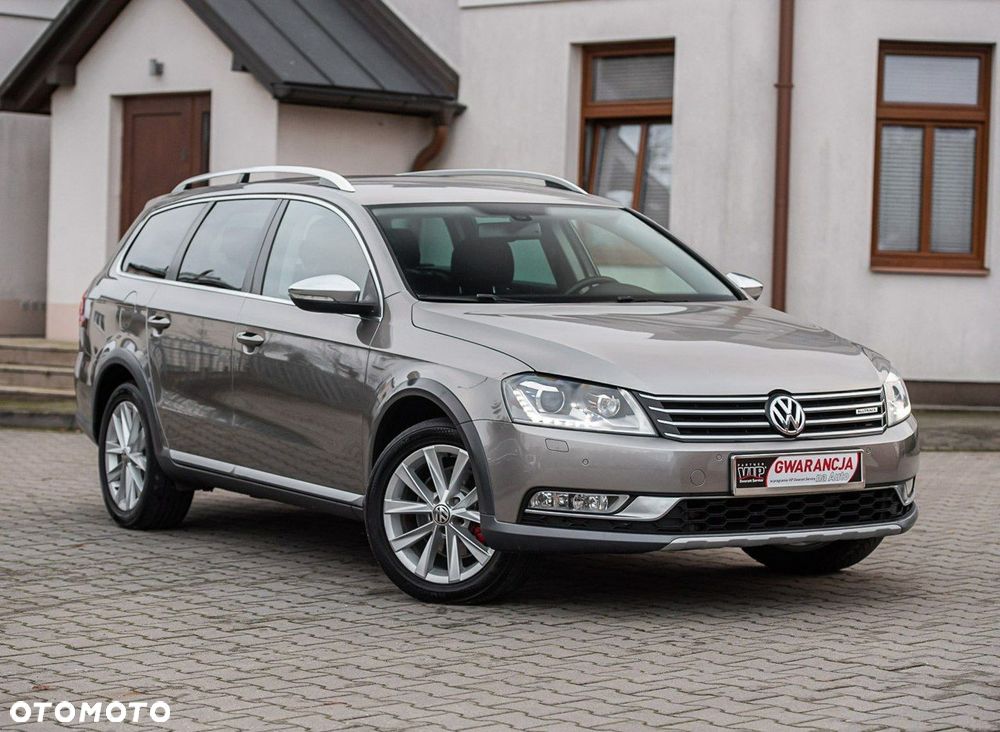 Volkswagen Passat Alltrack 2.0 TDI 4Motion DSG BlueMotion Tec - 19